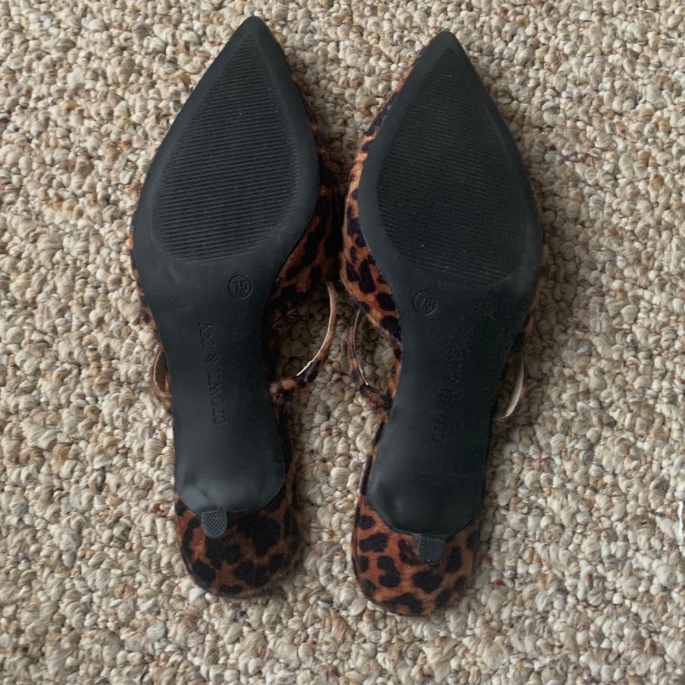 Gorgeous Leopard Mules pointed comfy upper and pl… - image 4